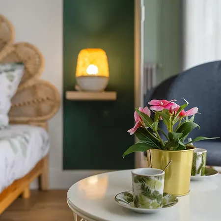 Victoria Boho, Au Coeur Du Centre アパート エクスレバン